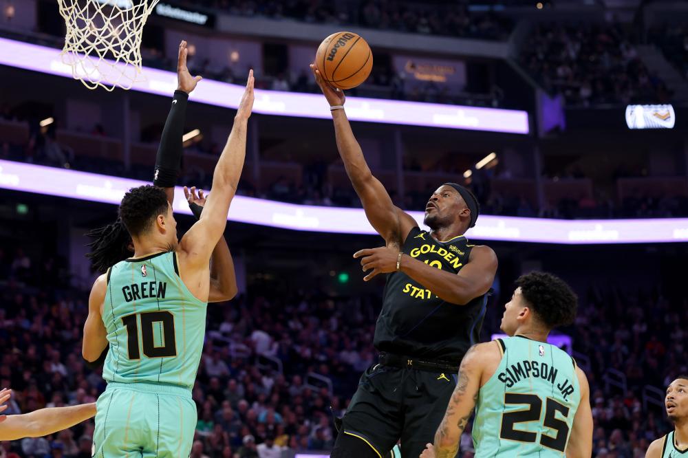 在对方防线 在对方防线