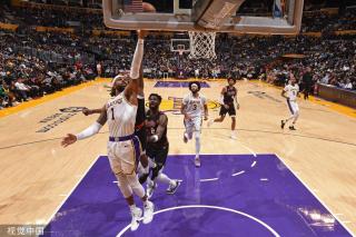 中场失控 中场失控